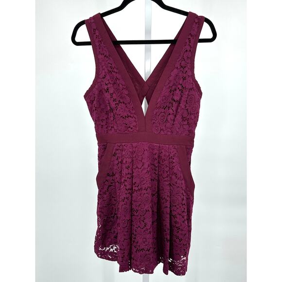 Free People Lovely In Lace Berry Fit & Flare Cut‎ Out Back Dress XS - Picture 4 of 6